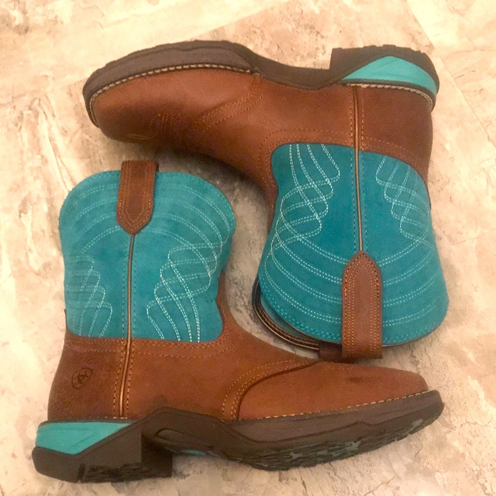 NEW ! ARIAT LADIES ANTHEM SHORTIE WESTERN BOOTS SIZE 7 B NWOB  TURQUOISE & BROWN